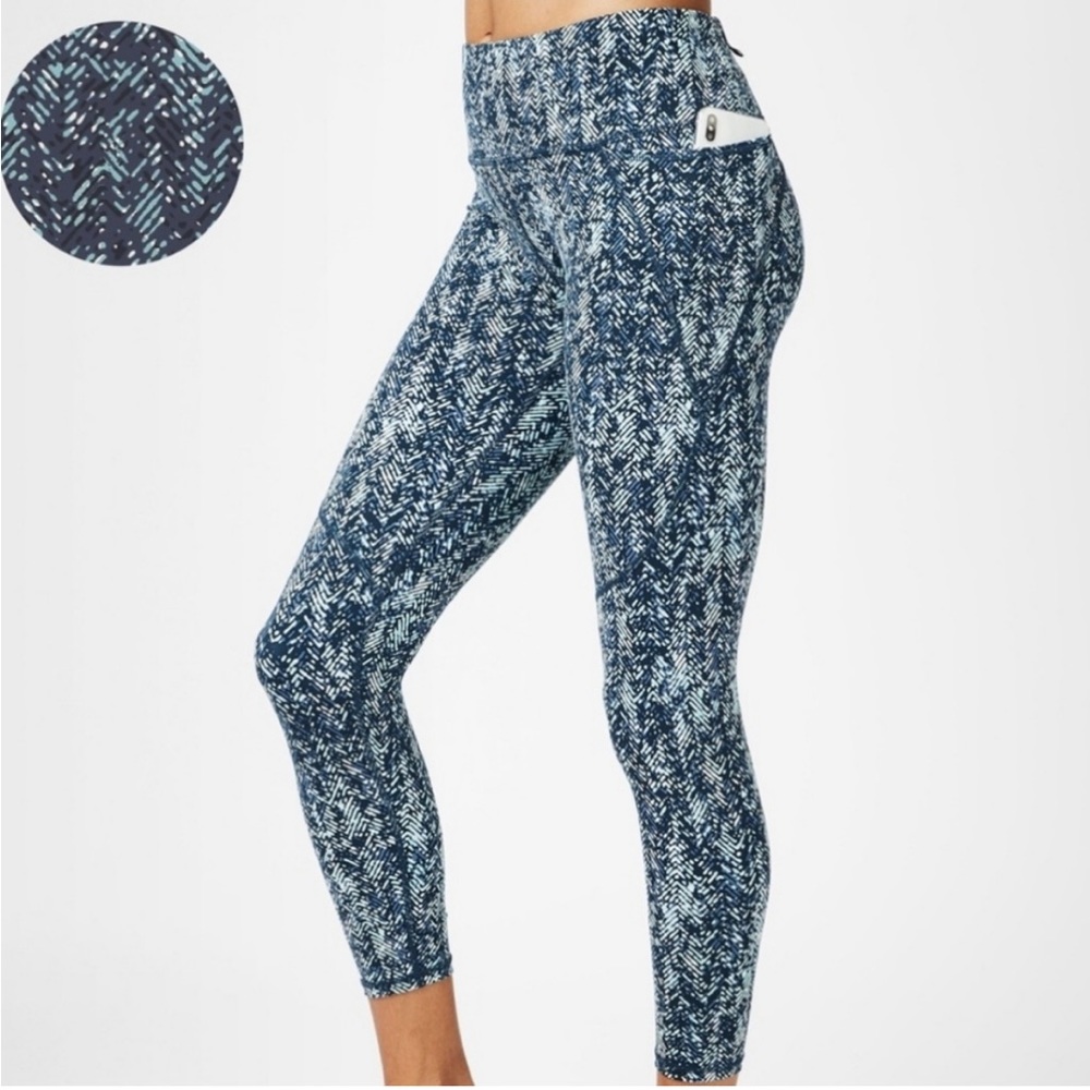 Sweaty Betty The Power 7/8 Workout Leggings Blue Chevron Print